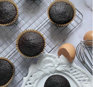 image of healthy chocolate gluten free paleo muffins